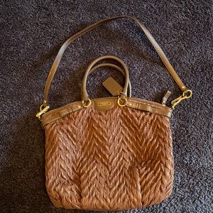 Coach purse. Excellent condition. Rarely used.